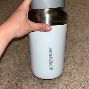 Stanley 64 oz flip straw jug